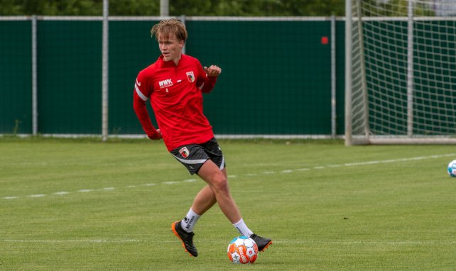Felix Götze im Training beim FC Augsburg
