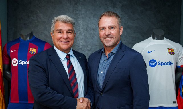 Joan Laporta begrüßt Hansi Flick 