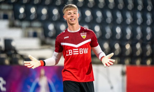 VfB bindet Torhüter langfristig 