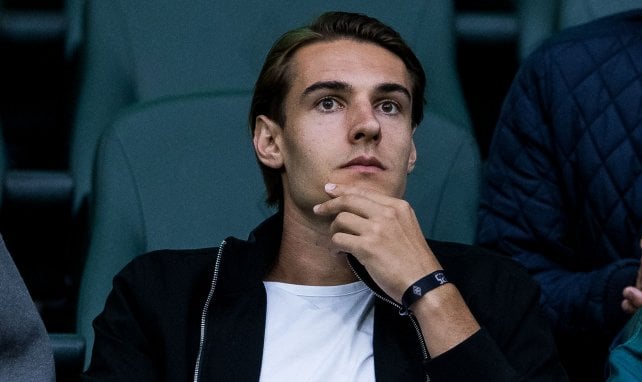 Florian Neuhaus beim 125-jährigen Jubiläum von Borussia Mönchengladbach