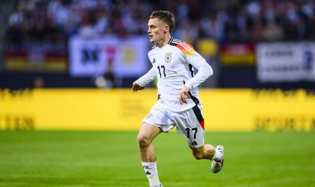 Florian Wirtz für den DFB am Ball