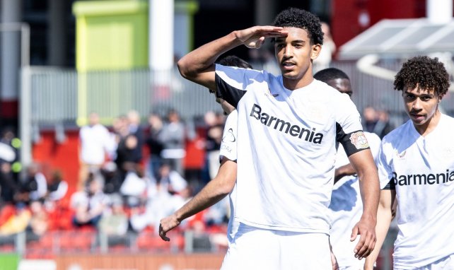 Francis Onyeka beim Torjubel