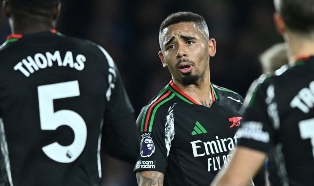 Gabriel Jesus schaut verbittert