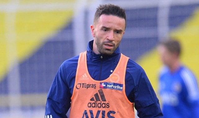 Gökhan Gönül in Fener-Kluft