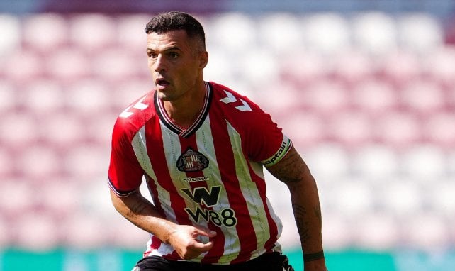 Granit Xhaka am Ball für den AFC Sunderland