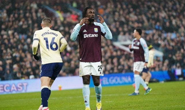 Palace holt Guessand