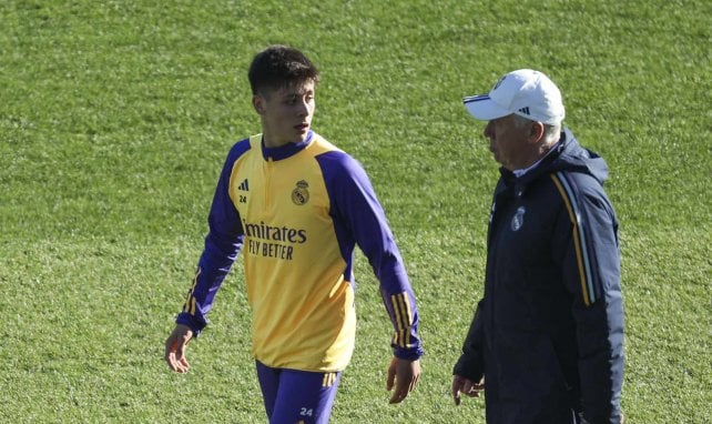 Arda Güler und sein Trainer Carlo Ancelotti bei Real Madrid