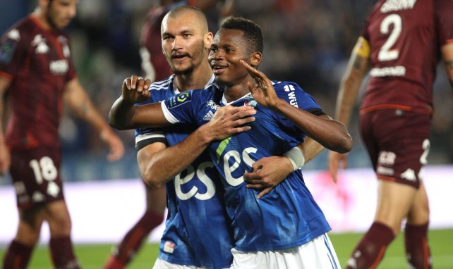 Habib Diallo bejubelt seinen Treffer gegen den FC Metz