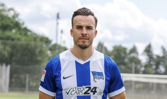 Haris Tabakovic für die Hertha am Ball