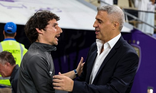 Hernan Crespo am diskutieren