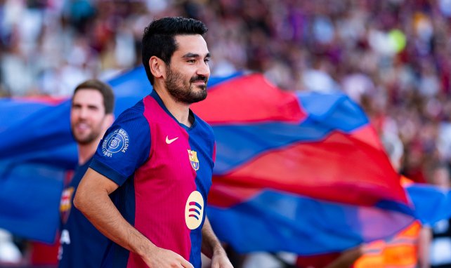 Ilkay Gündogan im Dress des FC Barcelona 2425