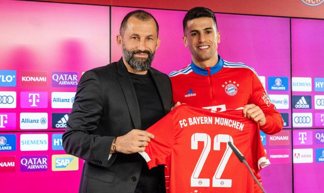 Mainz - Bayern: Cancelo startet für Davies