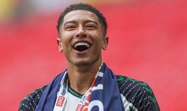 Jobe Bellingham feiert den Aufstieg mit Sunderland