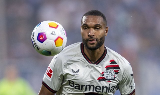 Jonathan Tah hat den Ball im Blick