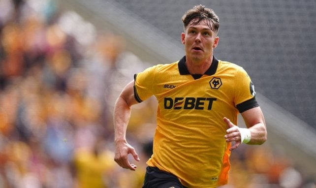 Jorgen Strand Larsen im Jersey der Wolverhampton Wanderers