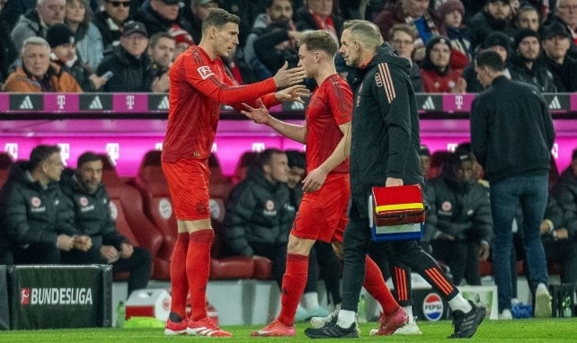 Joshua Kimmich muss verletzt ausgewechselt werden