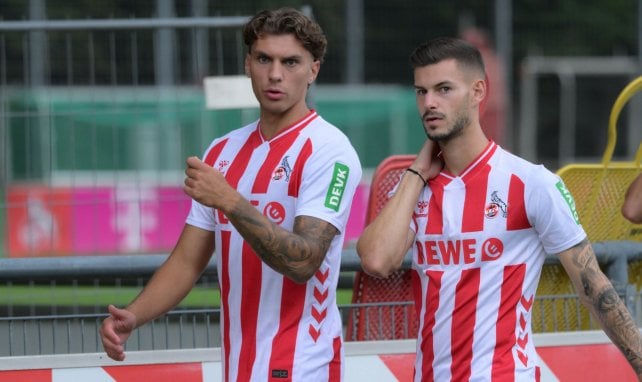 Julian Pauli (l.) und Tom Krauß (r.) beim Fototermin des 1. FC Köln