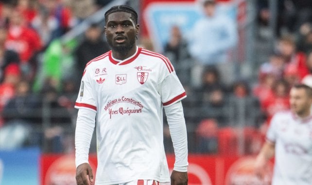 Schalke mit Ebimbe einig