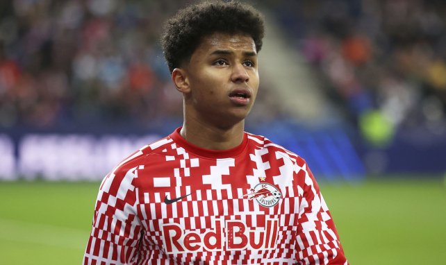 Karim Adeyemi im Aufwärmdress