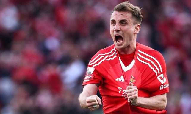 Kerem Aktürkoğlu bejubelt ein Tor für Benfica