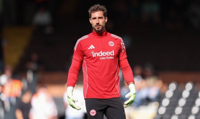 Kevin Trapp beim Aufwärmen