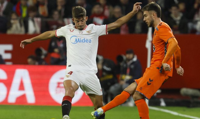 Kike Salas im Einsatz für Sevilla