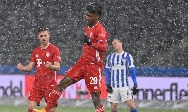 Kingsley Coman jubelt im Schnee
