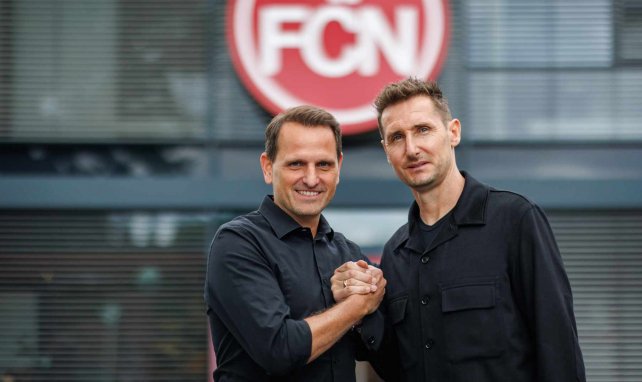 Club-Boss Joti Chatzialexiou und Trainer Miroslav Klose