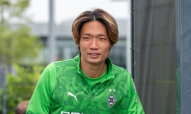 Ko Itakura auf einmal zehn Jahre älter