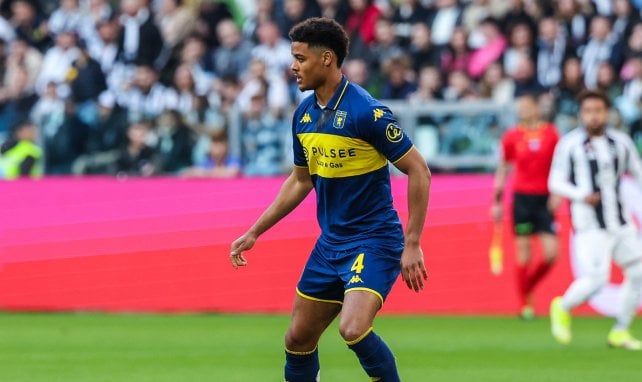 Koni de Winter am Ball für den FC Genua