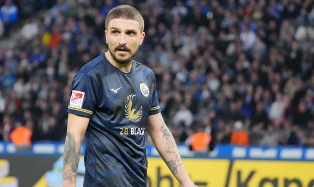 Konstantinos Stafylidis im Rostock-Trikot