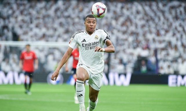 Kylian Mbappé hat den Ball im Blick