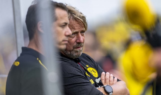 Lars Ricken und Sven Mislintat beraten sich