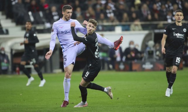 Clément Lenglet face à l'Eintracht Francfort en Ligue Europa