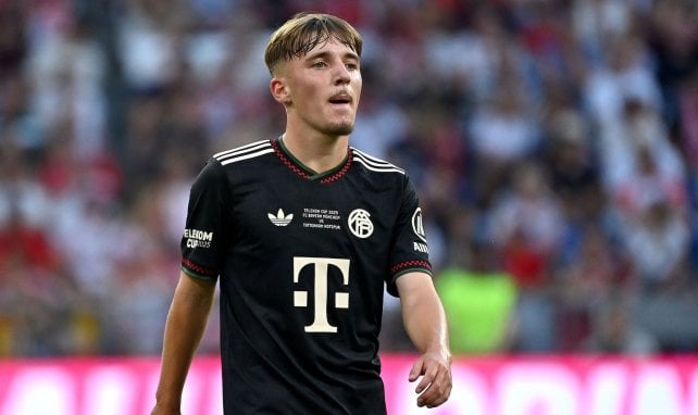 Lennart Karl im Dress des FC Bayern 