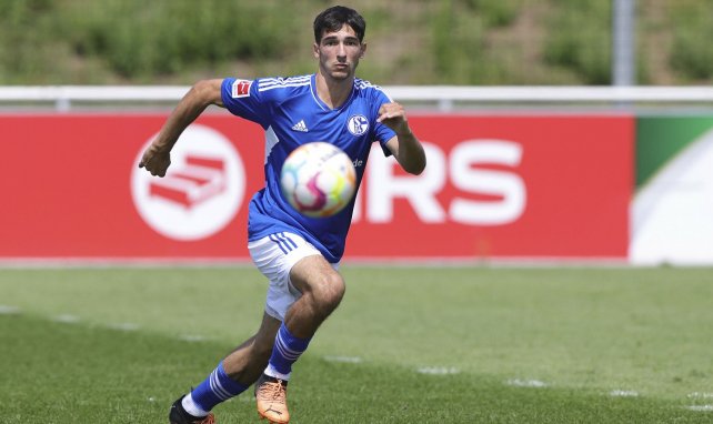 Leo Greiml im Einsatz für Schalkes U23