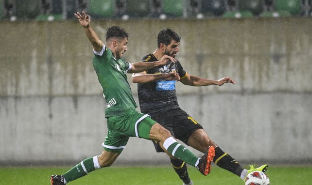 Leonidas Stergiou mit vollem Einsatz für den FC St. Gallen