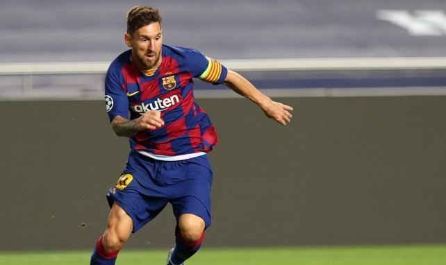 Lionel Messi am Ball für Barcelona