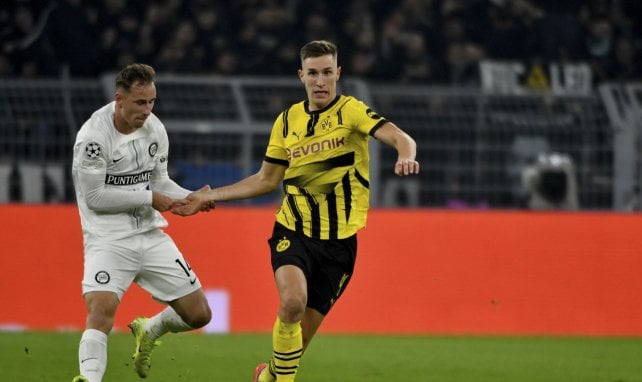 Lovro Zvonarek im Duell mit Nico Schlotterbeck