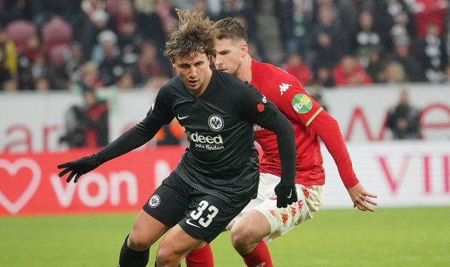 Luca Pellegrini im Einsatz für Frankfurt