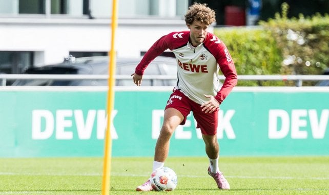 Luca Waldschmidt mit dem Ball am Fuß