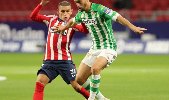 Lucas Torreira (l.) im Einsatz für Atlético