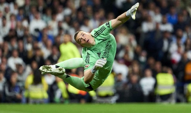 Real: Lunin kommt auf den Markt