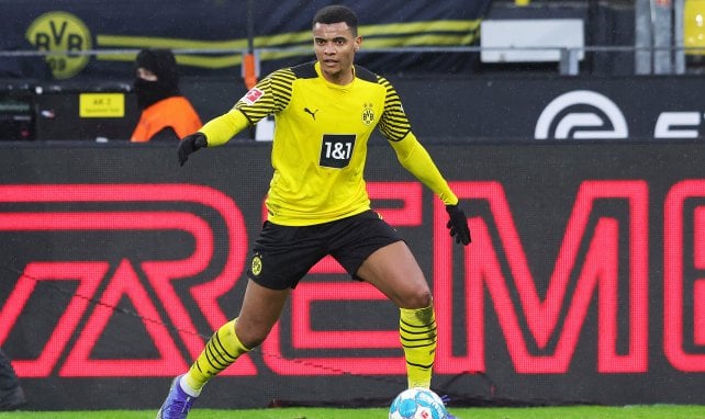 Manuel Akanji steht in Dortmund noch bis 2023 unter Vertrag