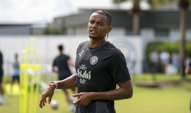 Manuel Akanji beim Training