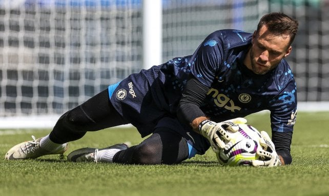 Marcus Bettinelli hat den Ball fest im Griff