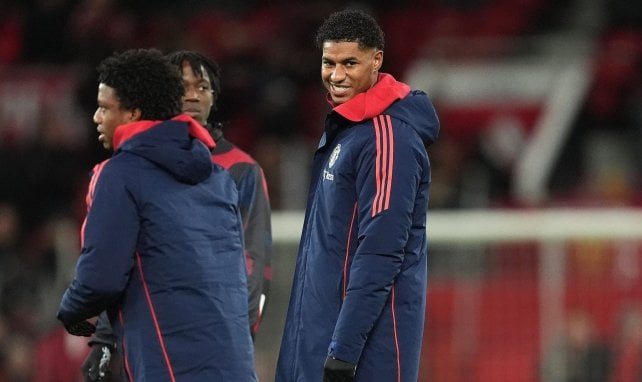 Marcus Rashford beim Kick mit den Ersatzspielern