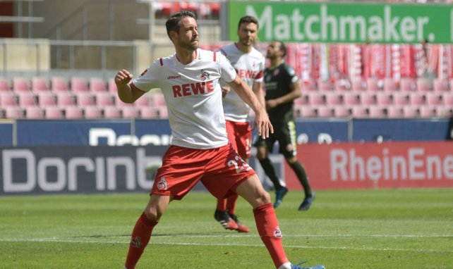 Mark Uth bejubelt ein Tor für den 1. FC Köln