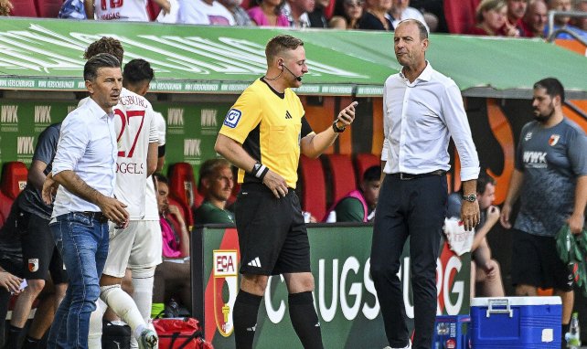 Marko Jurendic an der Seite seiner Kollegen