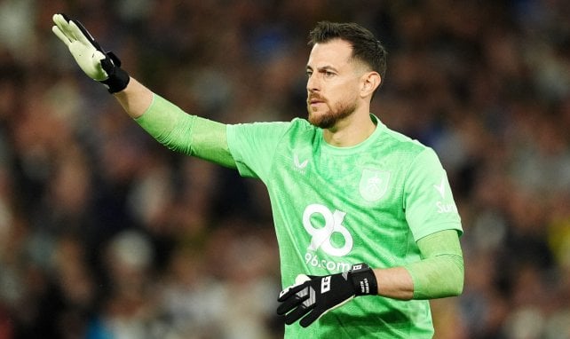 Spurs holen Dubravka